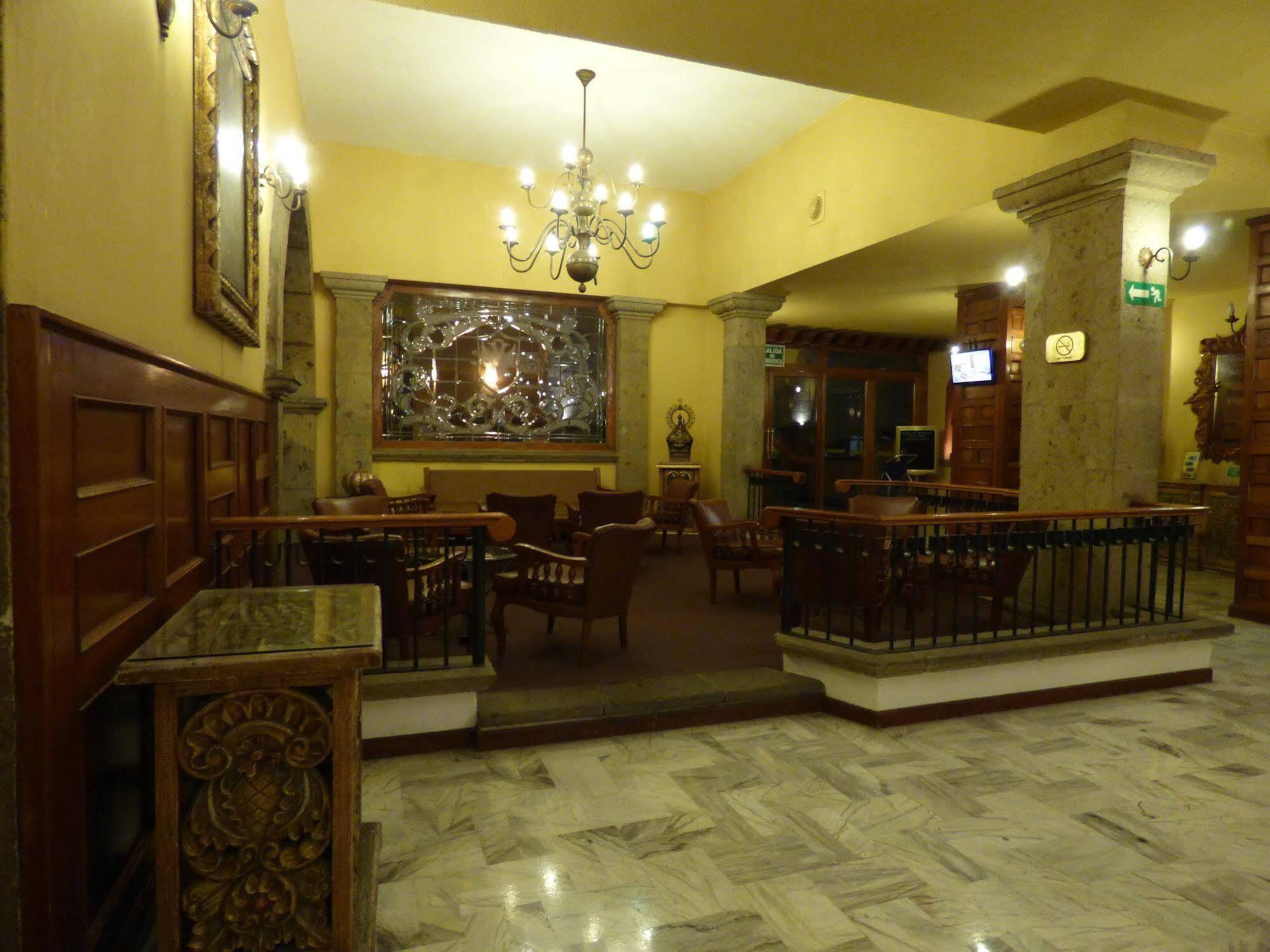 Hotel de Mendoza Guadalajara Exterior foto